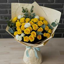 Букет цветов из:  Розы в Усинске