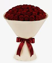 Букет 101 Бордовая роза Блэк Бакарра в Усинске