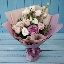 Букет цветов из:  Розы и Лизиантусы в Усинске