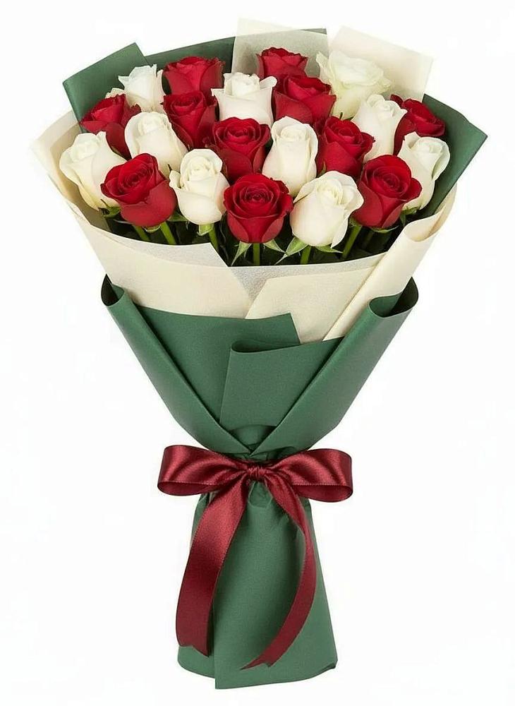 Букет Микс из красных и белых роз в Усинске