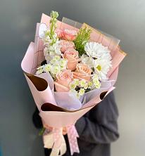 Букет цветов из:  Хризантемы и Розы в Усинске