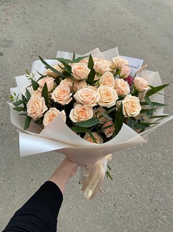 Букет Кремовые розы Латте в Усинске