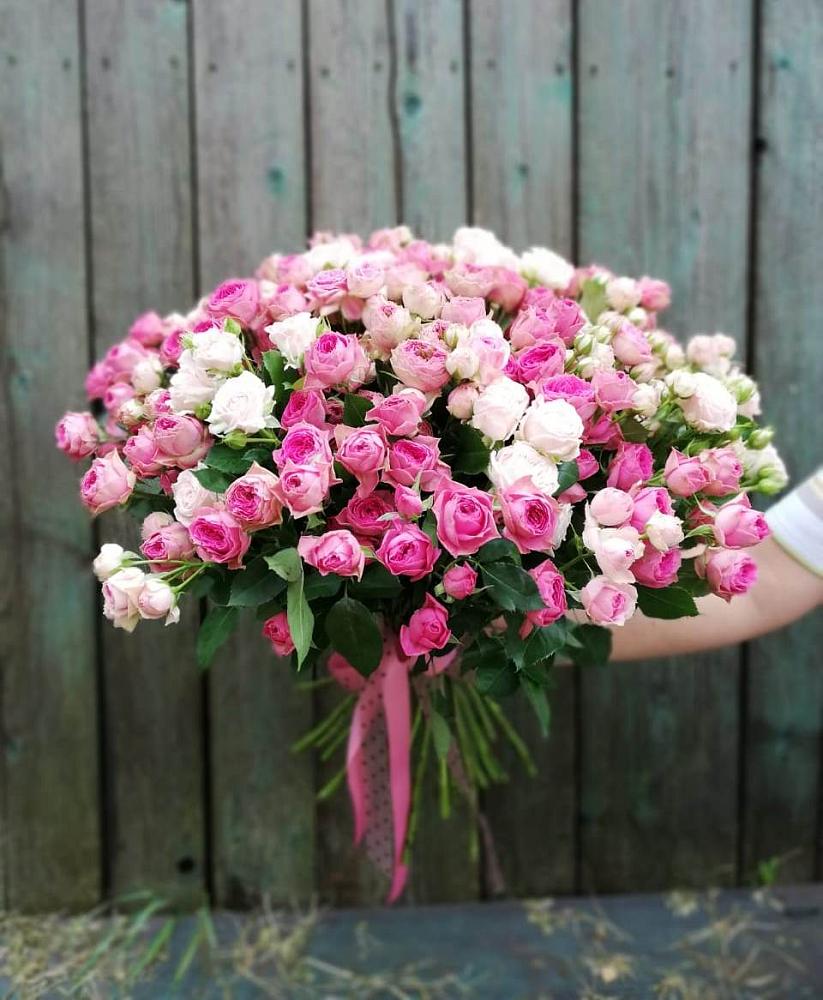 Букет Розовые кустовые розы Натали и Лав Лидия в Усинске