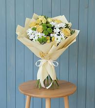 Букет цветов из:  Хризантемы и Розы в Усинске