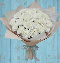 Букет цветов из:  Гвоздики в Усинске